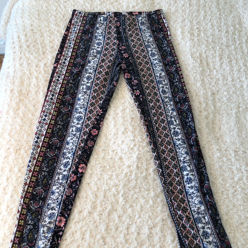 Fashion Nova Pattern Leggings